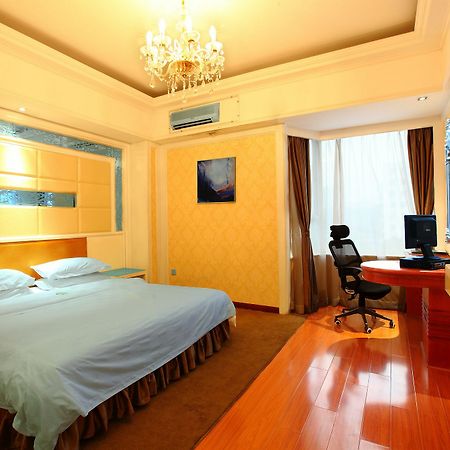 Bluesky Hotel 광저우 외부 사진